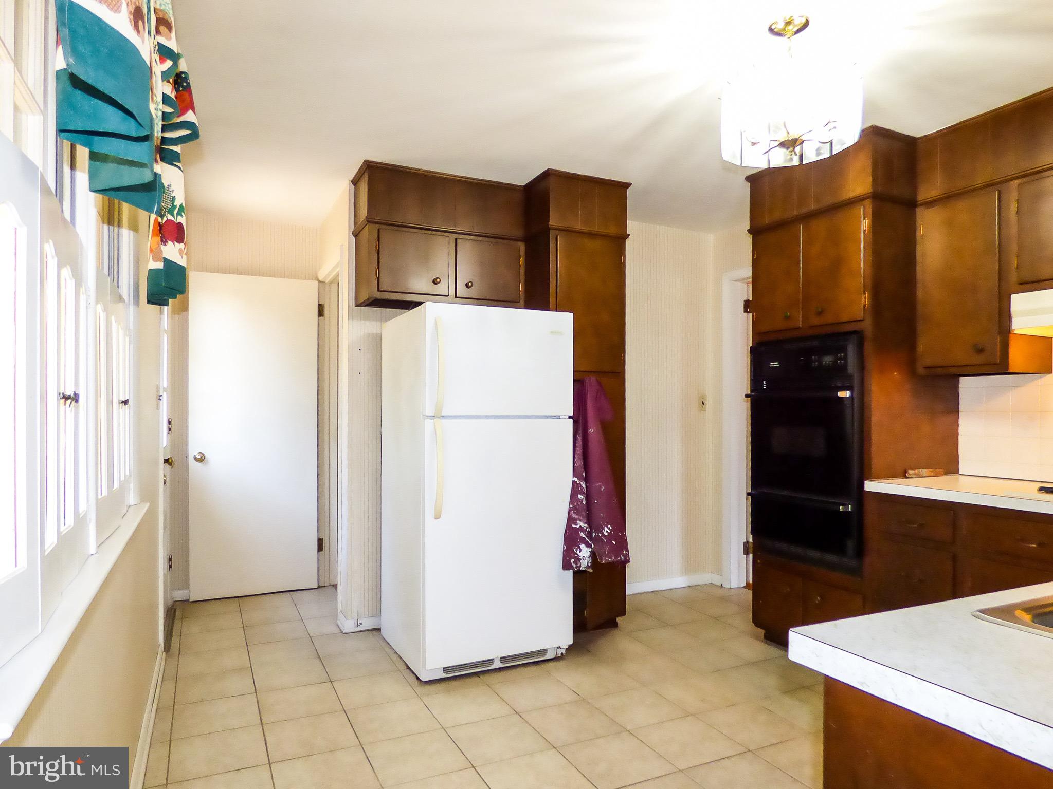 2407 Amethyst Road York, PA 17408 - Photo 14 of 46 Gallery Image 14