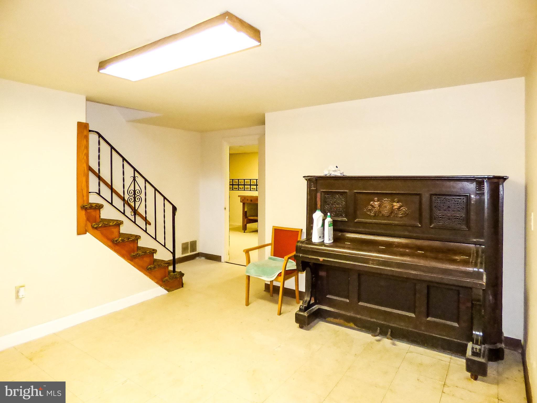 2407 Amethyst Road York, PA 17408 - Photo 35 of 46 Gallery Image 35