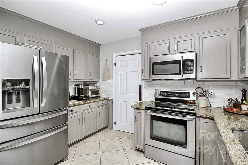 6201 Boykin Spaniel Road Charlotte, NC 28277 - Photo 16 of 38 Gallery Image 16