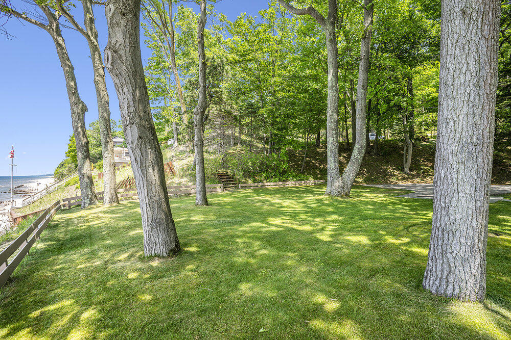 18213 North Shore Estates Road Spring Lake, MI 49456 - Photo 4 of 56 028_dsc08343
