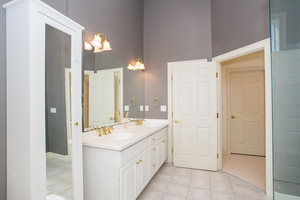 227 Victory Road, Unit 227 Quincy, MA 02171 - Photo 14 of 36 Gallery Image 14