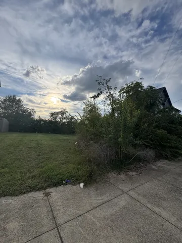 $224,999 | 1215 11th Avenue North, Nashville, TN 37208