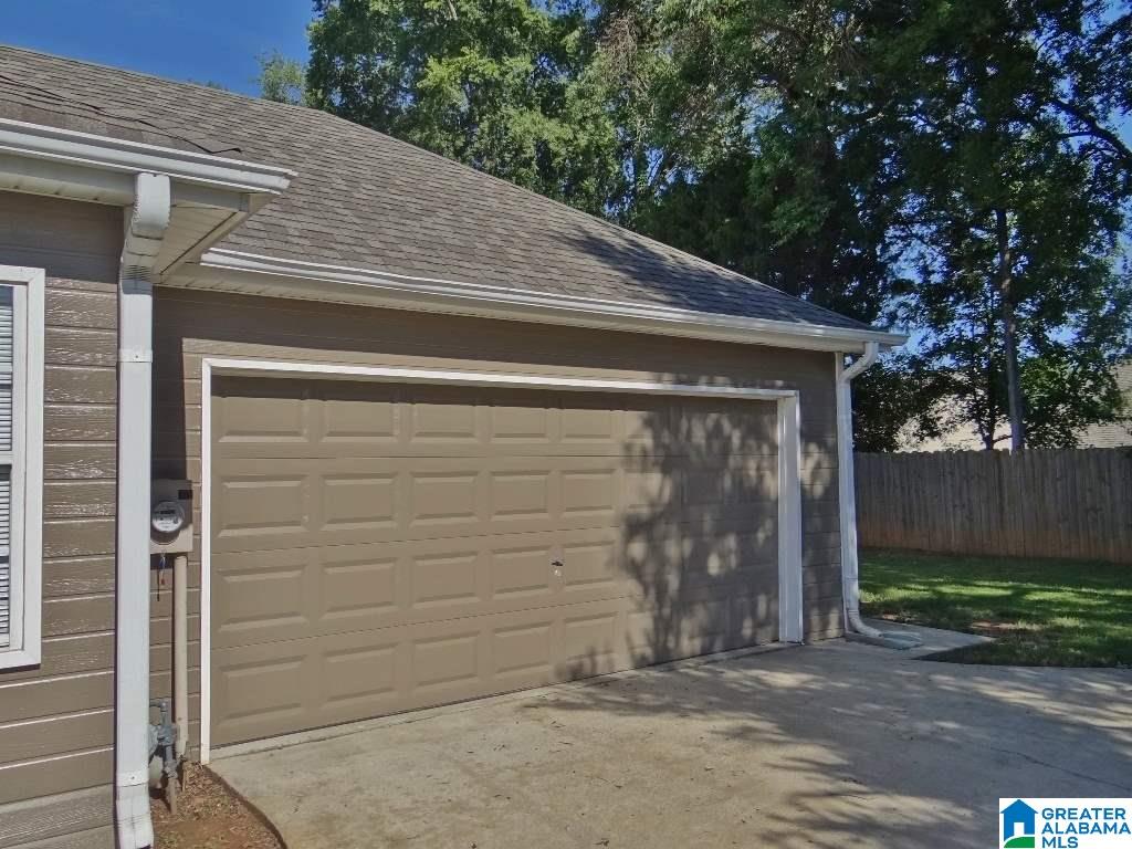 8560 Covington Way Leeds, AL 35094 - Photo 3 of 30