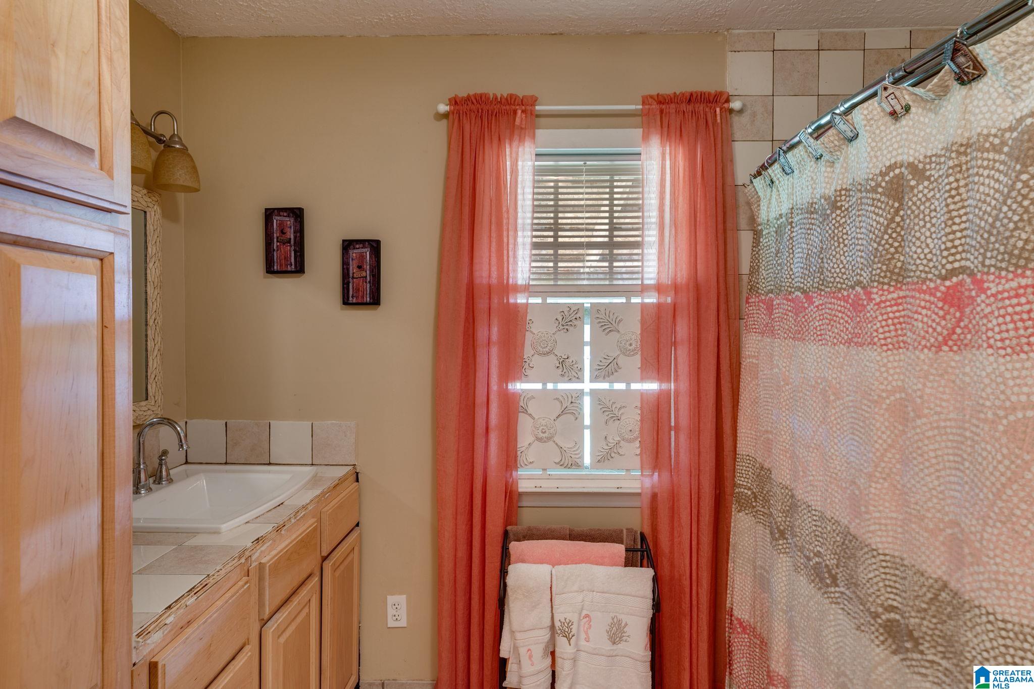 5429 Highway 46 Heflin, AL 36264 - Photo 13 of 33