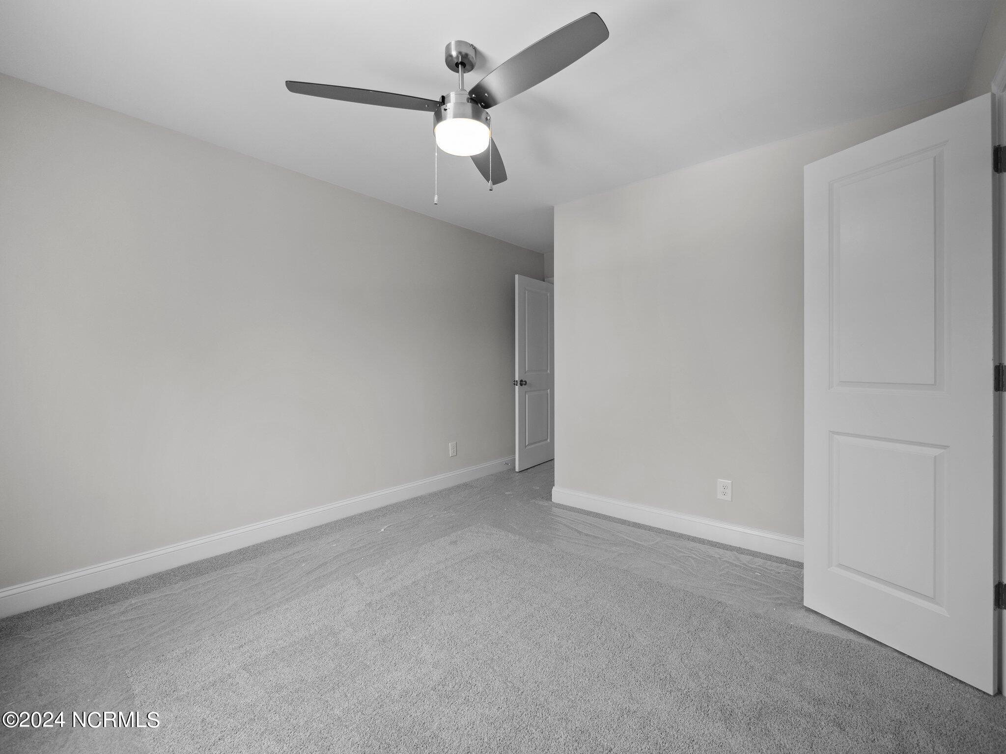 128 Beagle Drive Hubert, NC 28539 - Photo 30 of 49 35-web-or-mls-P5062997