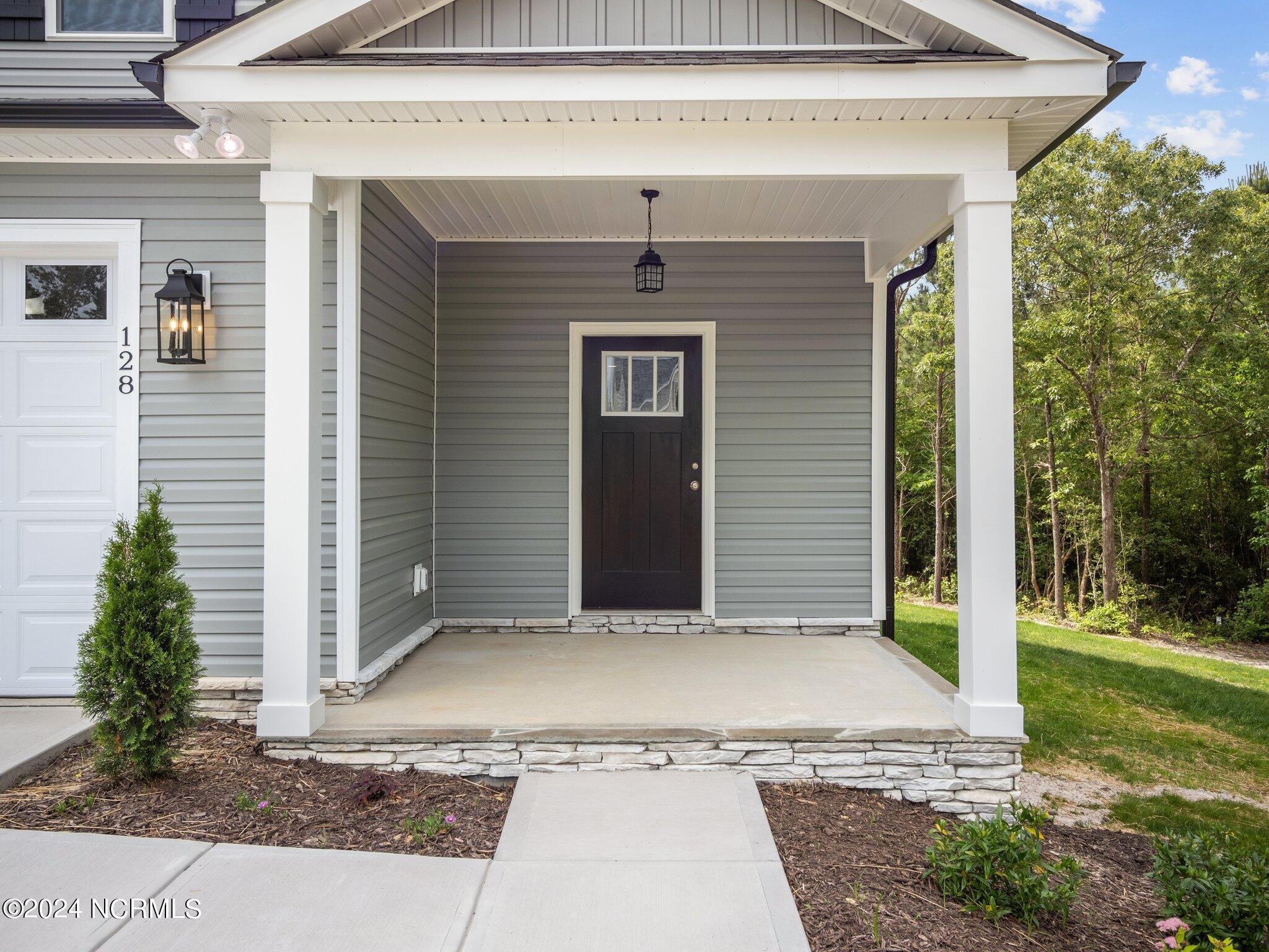 128 Beagle Drive Hubert, NC 28539 - Photo 4 of 49 49-web-or-mls-P5063234