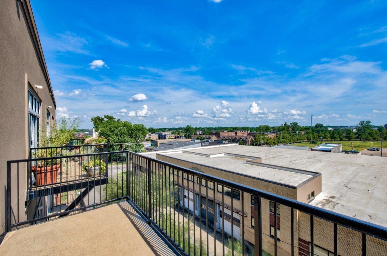 648 Riverside Drive, Unit 415 Memphis, TN 38103 - Photo 15 of 22 Gallery Image 15