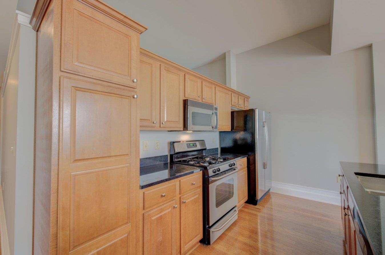 648 Riverside Drive, Unit 415 Memphis, TN 38103 - Photo 9 of 22 Gallery Image 9