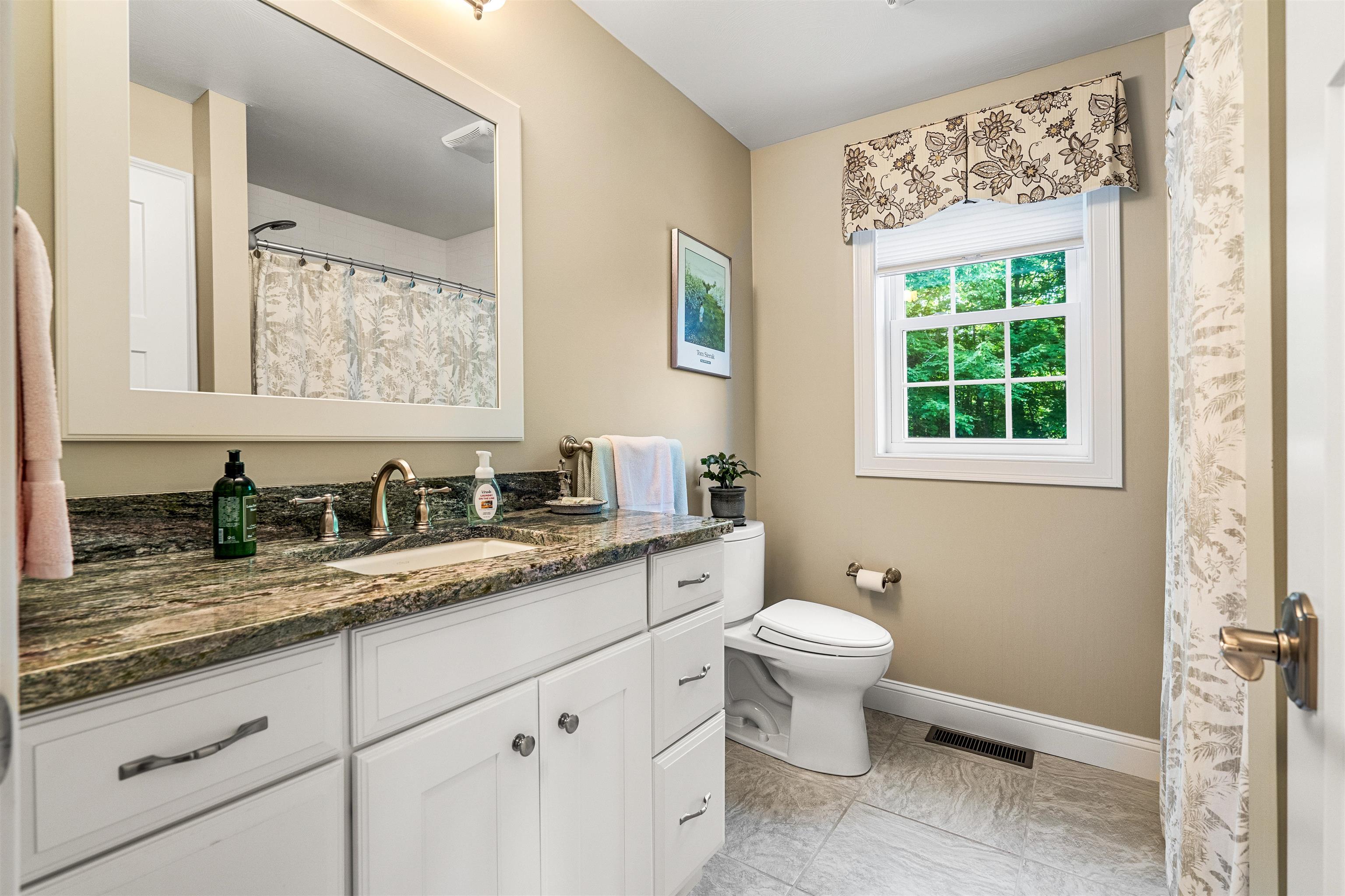 40 Rowe Farm Road Gilford, NH 03249 - Photo 25 of 38