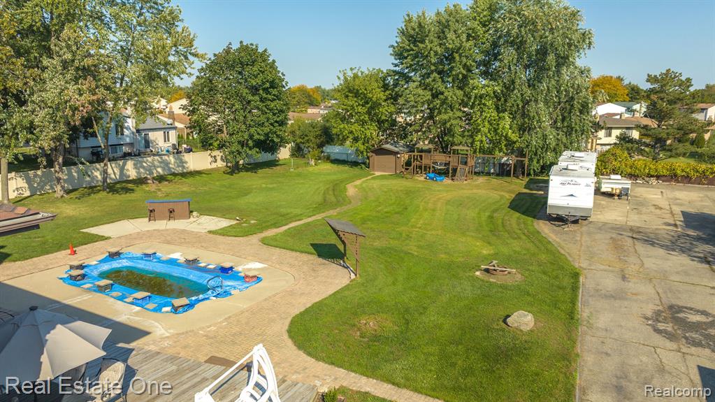 39860 Ryan Road Sterling Heights, MI 48310 - Photo 12 of 61