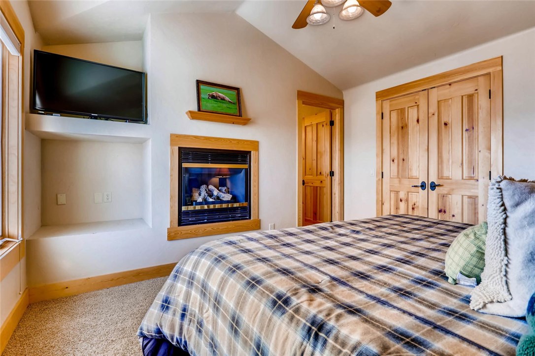 531 Ryan Gulch Road Silverthorne, CO 80498 - Photo 12 of 25 Gallery Image 12