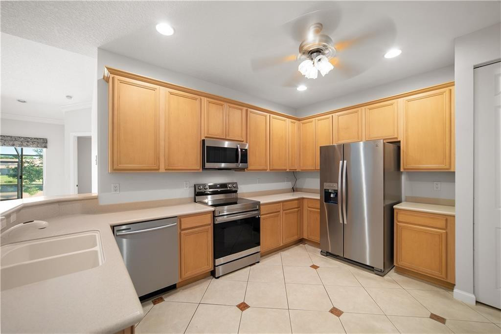 23065 Addison Lakes Circle Boca Raton, FL 33433 - Photo 3 of 34 Photo 3