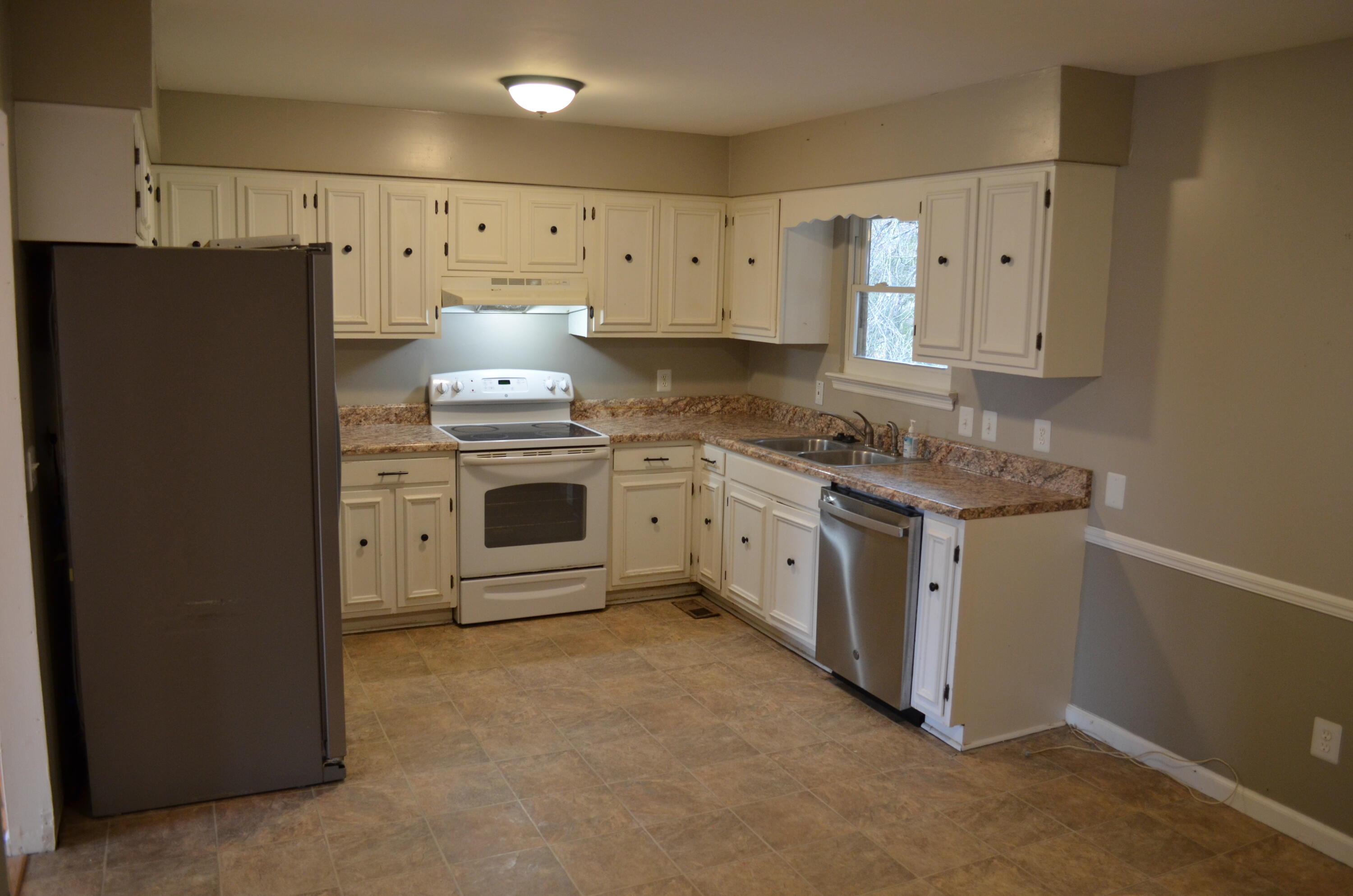 1005 Camp Tsatanuga Road Hixson, TN 37343 - Photo 8 of 31 DSC_0623