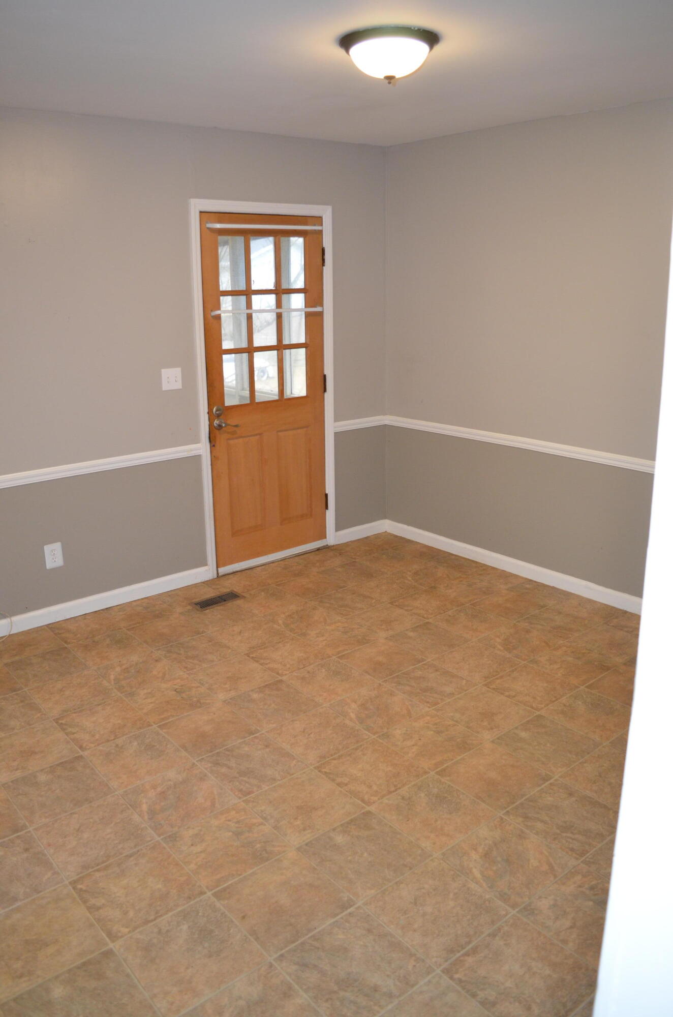 1005 Camp Tsatanuga Road Hixson, TN 37343 - Photo 9 of 31 DSC_0622