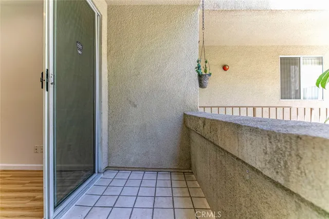 $499,000 | 16940 Chatsworth Street, Unit 208, Granada Hills, CA 91344