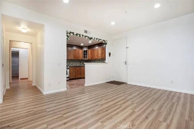 $499,000 | 16940 Chatsworth Street, Unit 208, Granada Hills, CA 91344