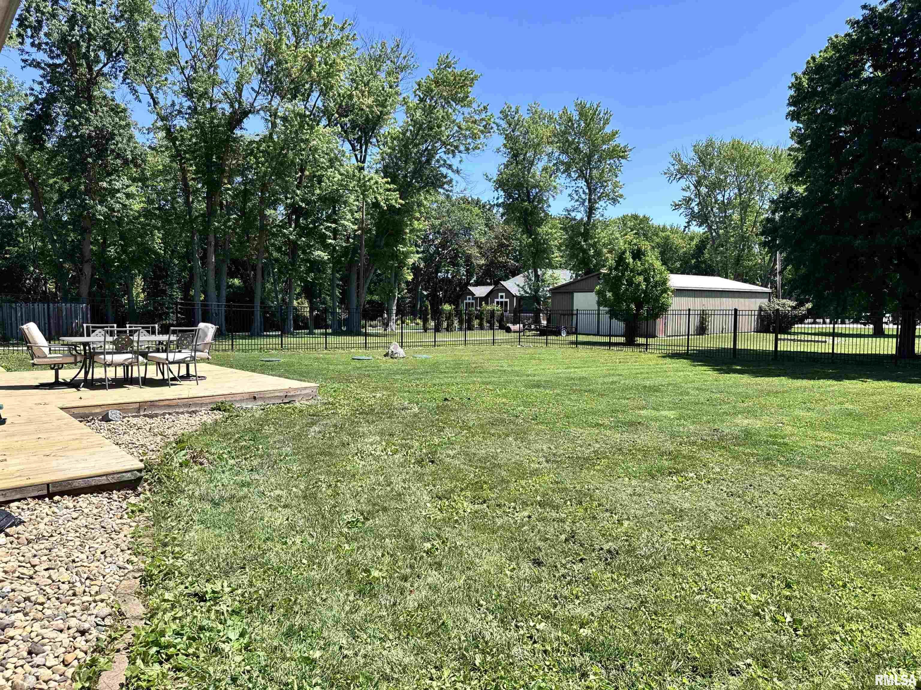 5640 Iron Bridge Road Chatham, IL 62629 - Photo 4 of 7