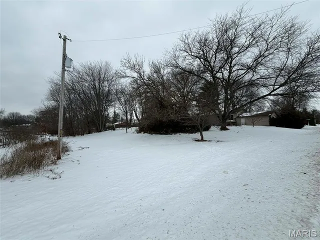 $95,000 | 34241 Bluegill Drive, Brighton, IL 62012