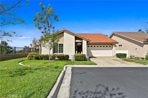 $989,900 | 23902 Villena, Mission Viejo, CA 92692