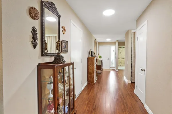 $989,900 | 23902 Villena, Mission Viejo, CA 92692