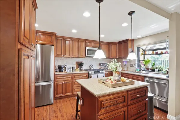 $989,900 | 23902 Villena, Mission Viejo, CA 92692