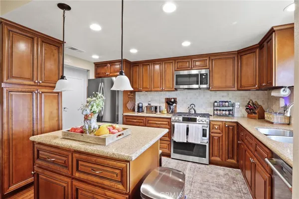 $989,900 | 23902 Villena, Mission Viejo, CA 92692
