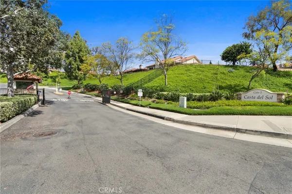 $989,900 | 23902 Villena, Mission Viejo, CA 92692