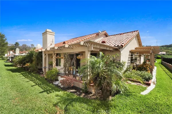 $989,900 | 23902 Villena, Mission Viejo, CA 92692