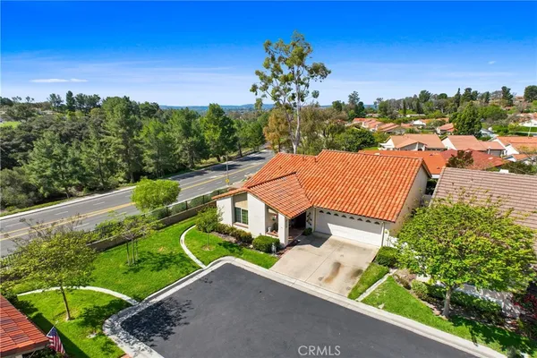 $989,900 | 23902 Villena, Mission Viejo, CA 92692