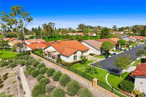 $989,900 | 23902 Villena, Mission Viejo, CA 92692