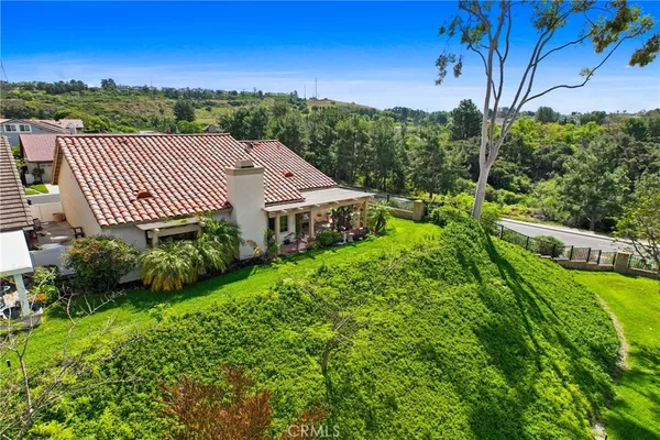 $989,900 | 23902 Villena, Mission Viejo, CA 92692