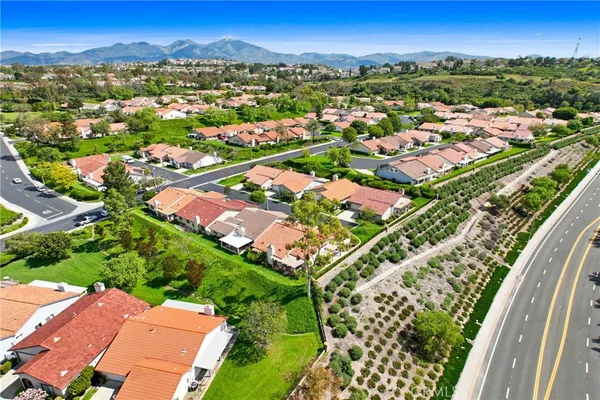 $989,900 | 23902 Villena, Mission Viejo, CA 92692