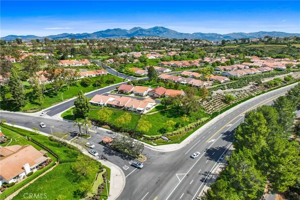 $989,900 | 23902 Villena, Mission Viejo, CA 92692