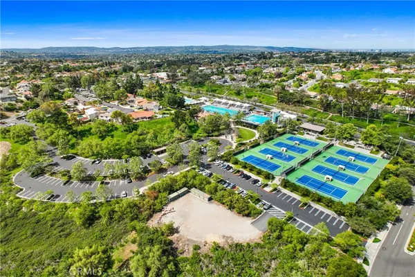 $989,900 | 23902 Villena, Mission Viejo, CA 92692