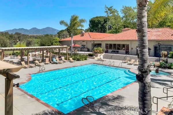 $989,900 | 23902 Villena, Mission Viejo, CA 92692