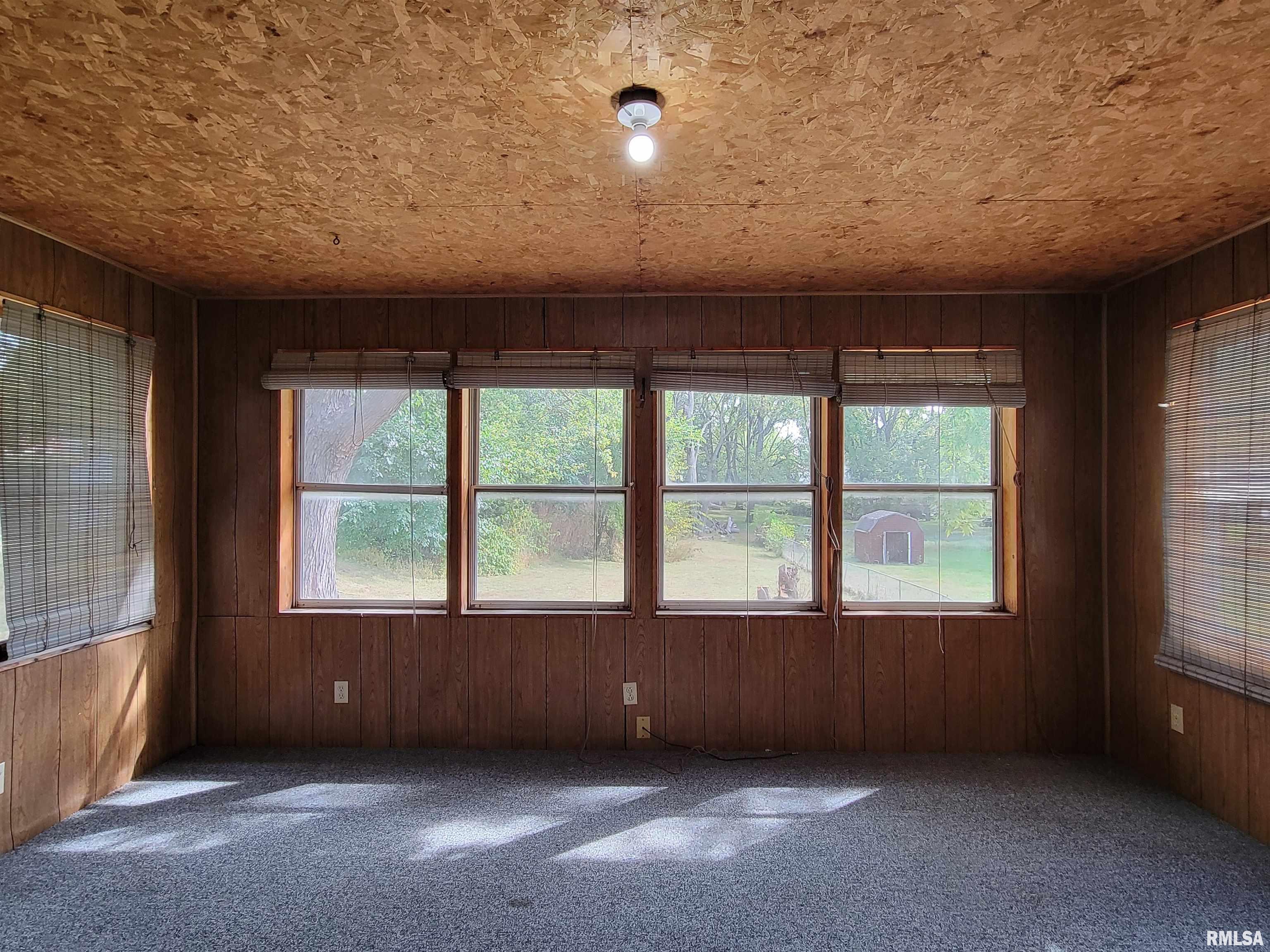 1313 Harrison Drive Clinton, IA 52732 - Photo 19 of 24