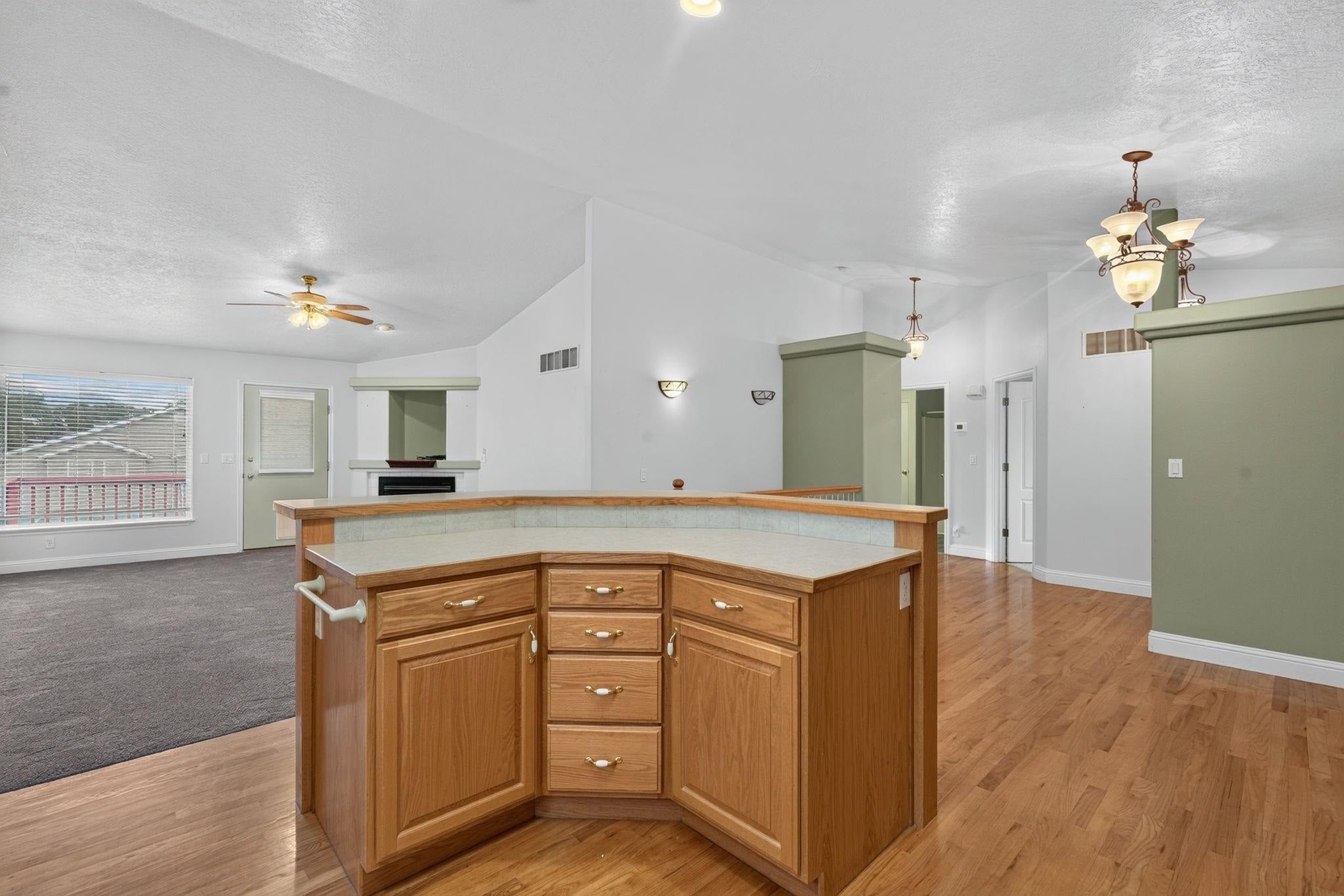 1632 Bench Road Pocatello, ID 83201 - Photo 15 of 49 Gallery Image 15