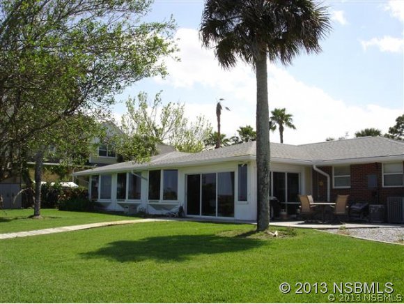 1401 South Riverside Drive Edgewater, FL 32132 - Photo 2 of 13 Gallery Image 2