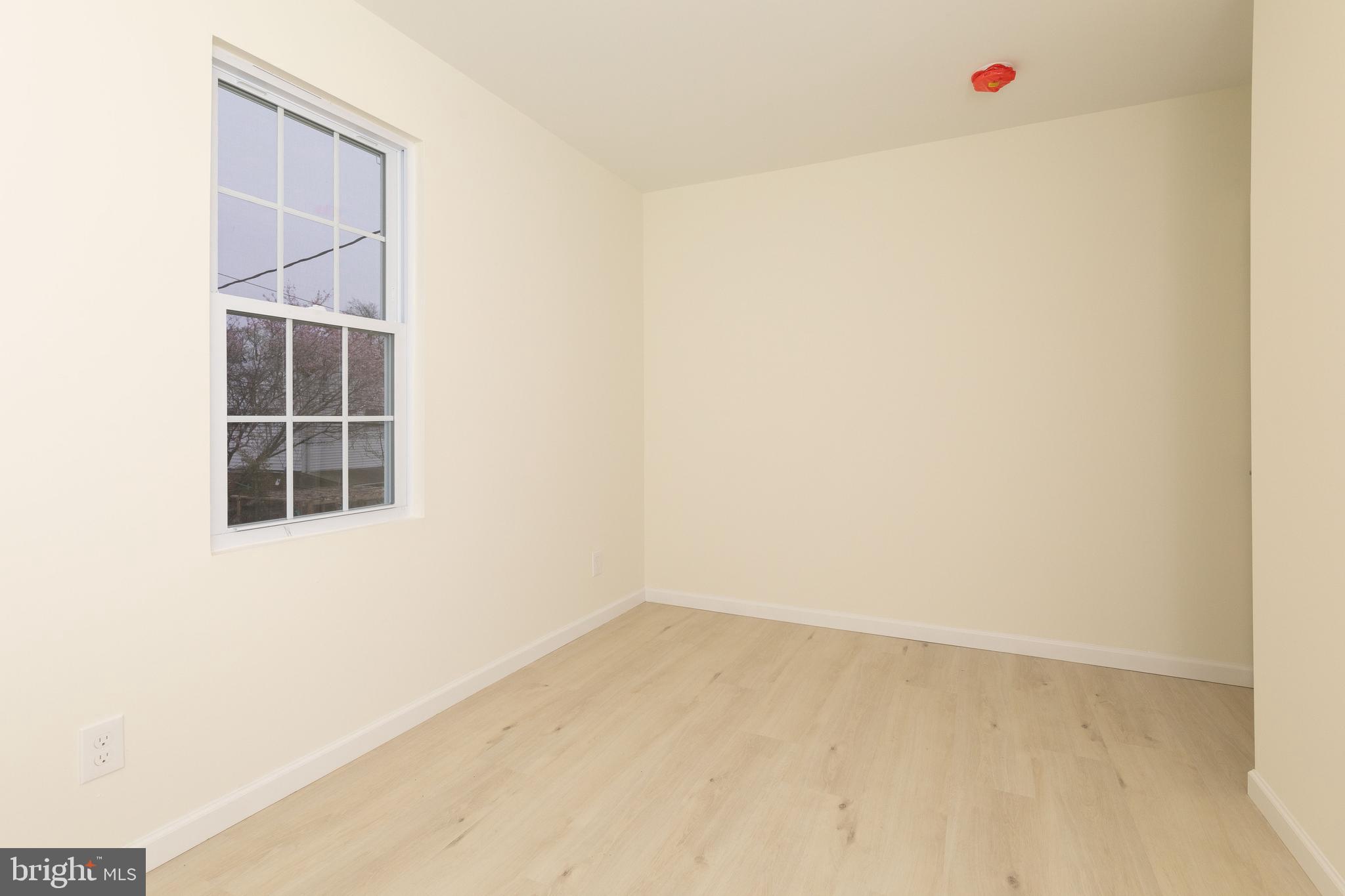 1017 Foster Street Philadelphia, PA 19116 - Photo 8 of 11