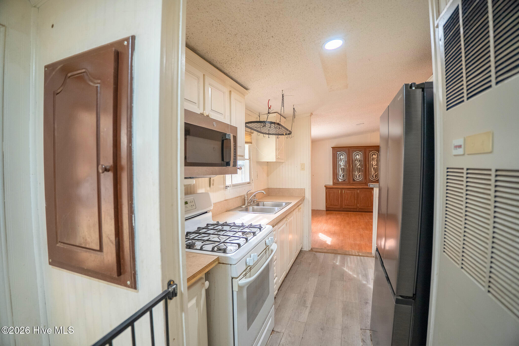 269 Read Road Cameron, NC 28326 - Photo 6 of 10 kitchen