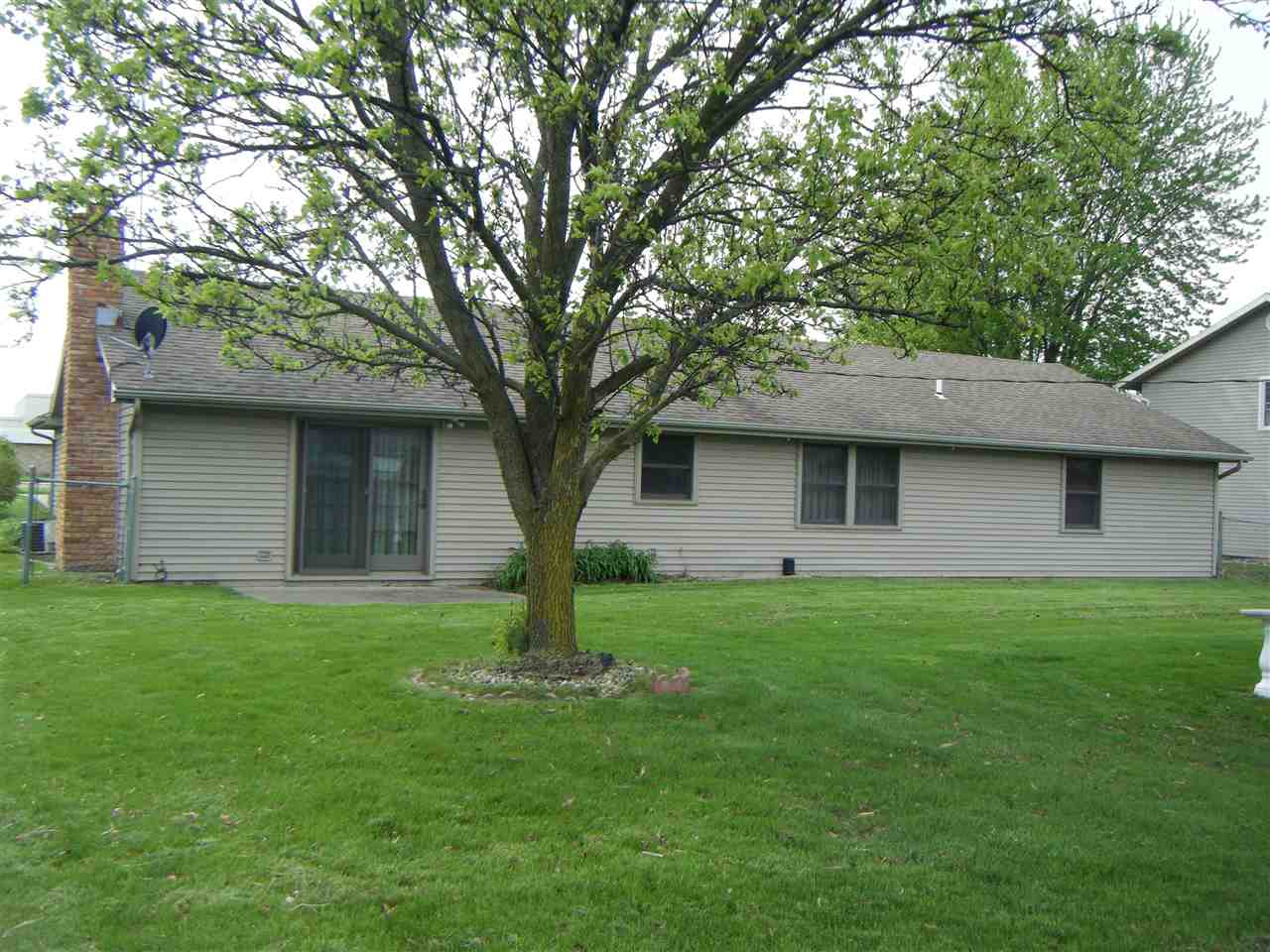 1541 Stogdill Road Bluffton, IN 46714 - Photo 5 of 12 Gallery Image 5