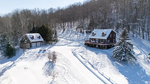 $625,000 | 1465 West Echo Lake Road, Charleston, VT 05872