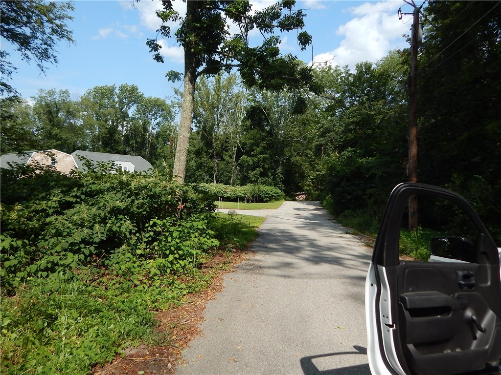 36 Abigail Road Cumberland, RI 02864 - Photo 3 of 3