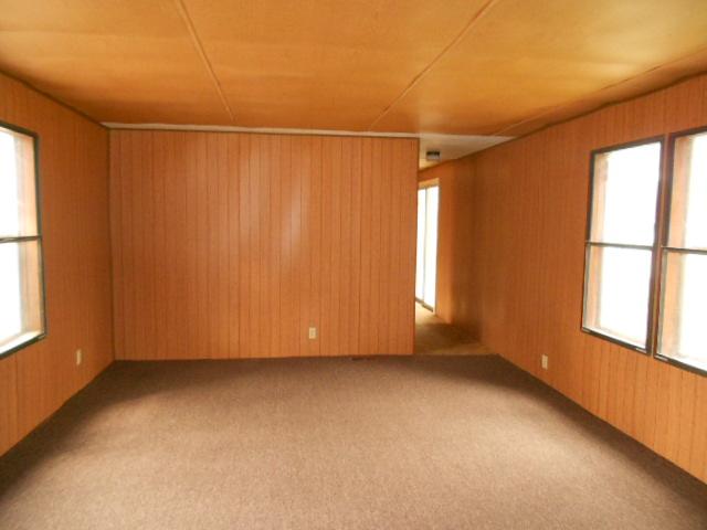7082 Phillips Road North Street, MI 48049 - Photo 9 of 13 31100503-8.JPG