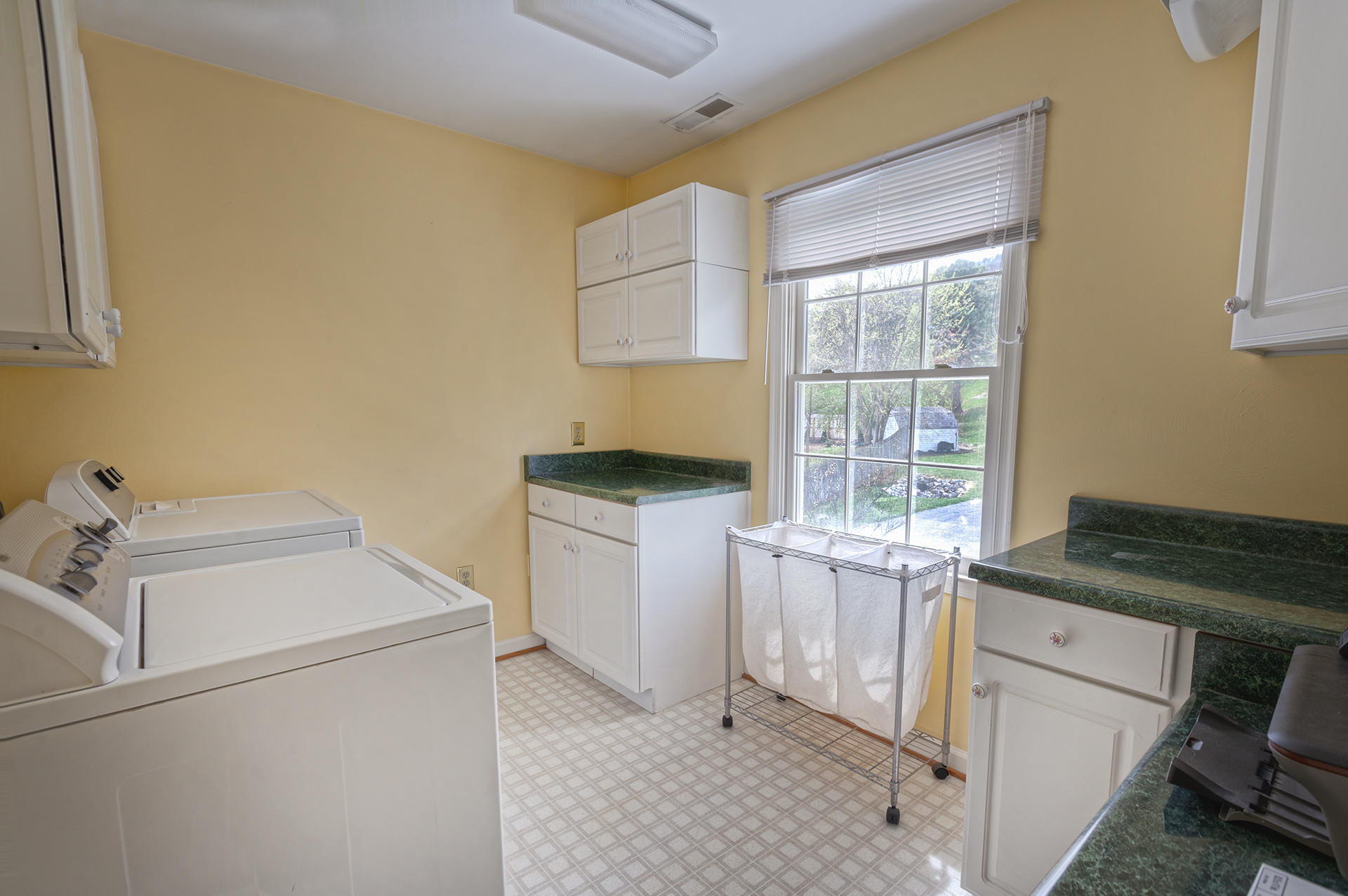 196 McIntosh Road Roanoke, VA 24019 - Photo 36 of 41 37