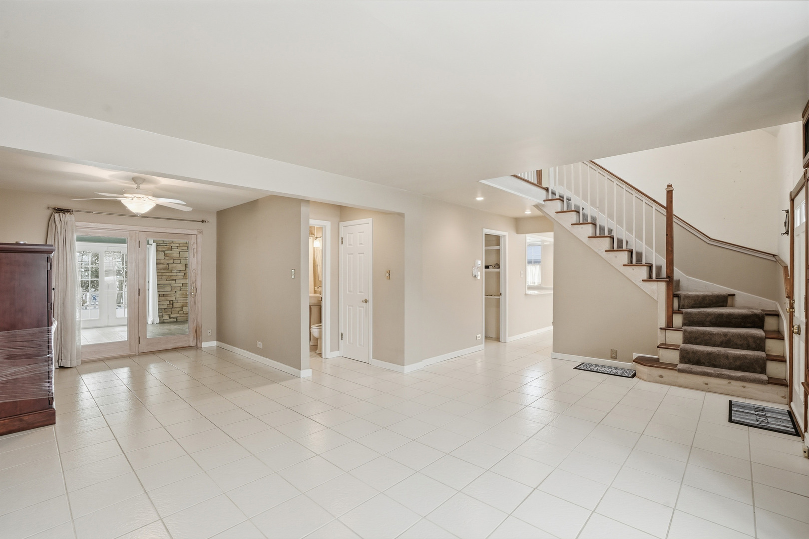 2451 Hawthorne Road Homewood, IL 60430 - Photo 11 of 26 Gallery Image 11