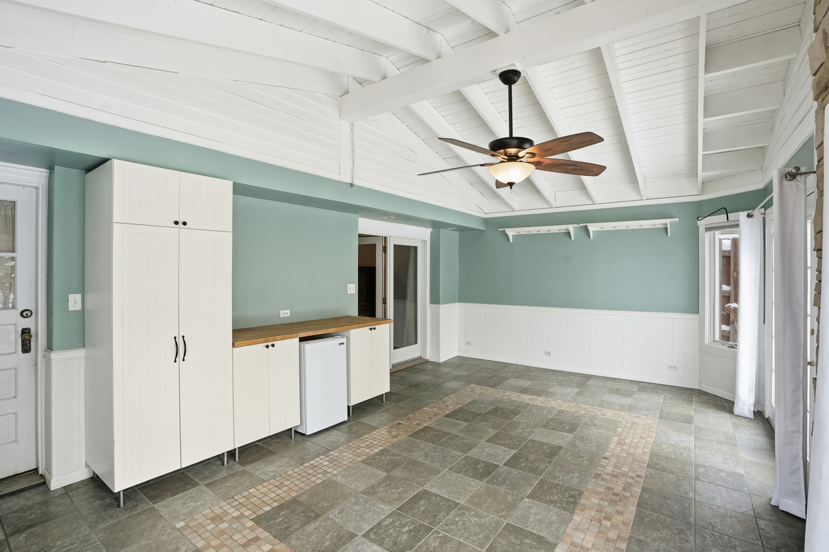 2451 Hawthorne Road Homewood, IL 60430 - Photo 13 of 26 Gallery Image 13