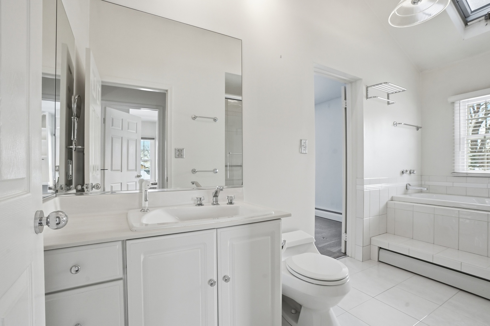 2451 Hawthorne Road Homewood, IL 60430 - Photo 17 of 26 Gallery Image 17