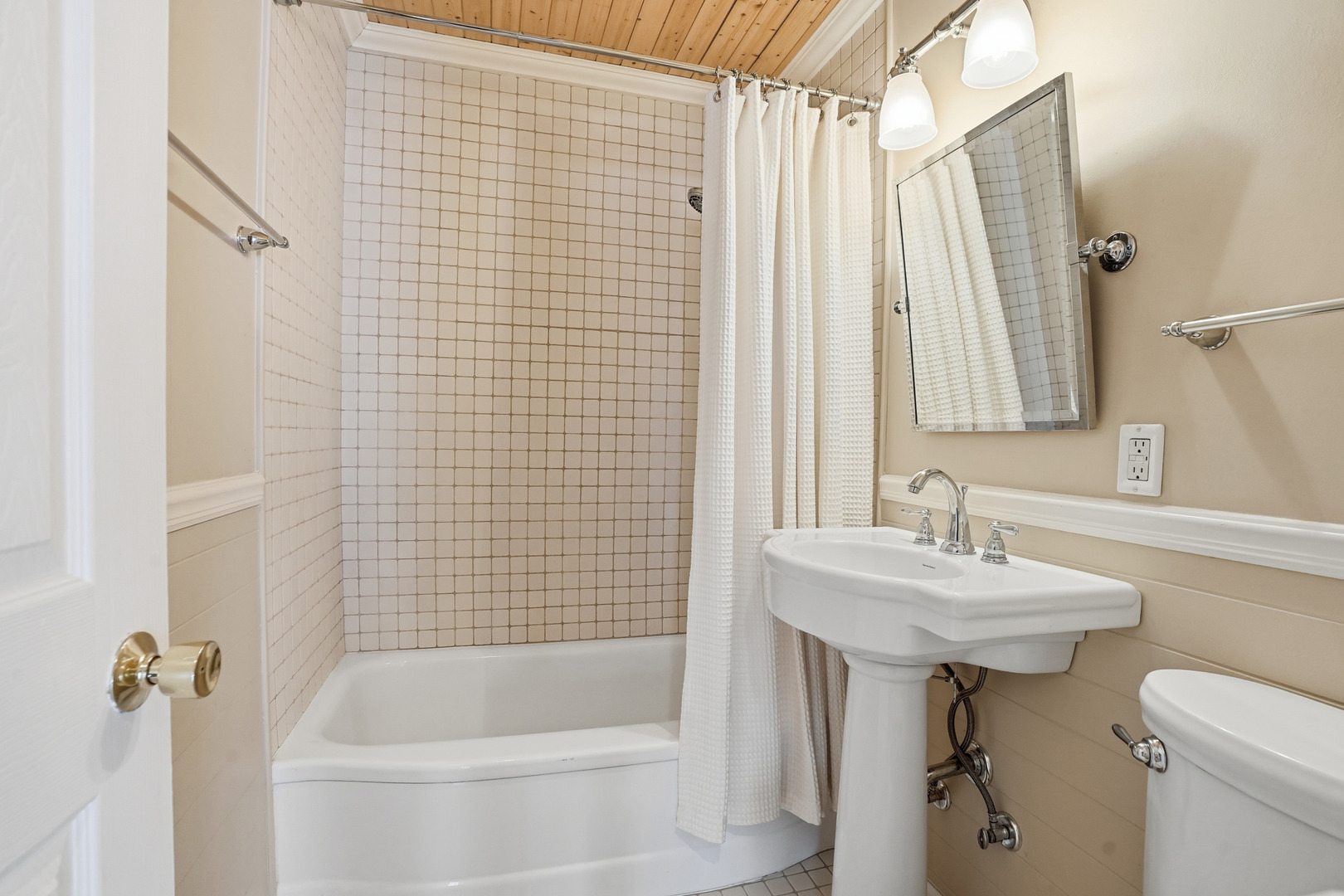 2451 Hawthorne Road Homewood, IL 60430 - Photo 21 of 26 Gallery Image 21