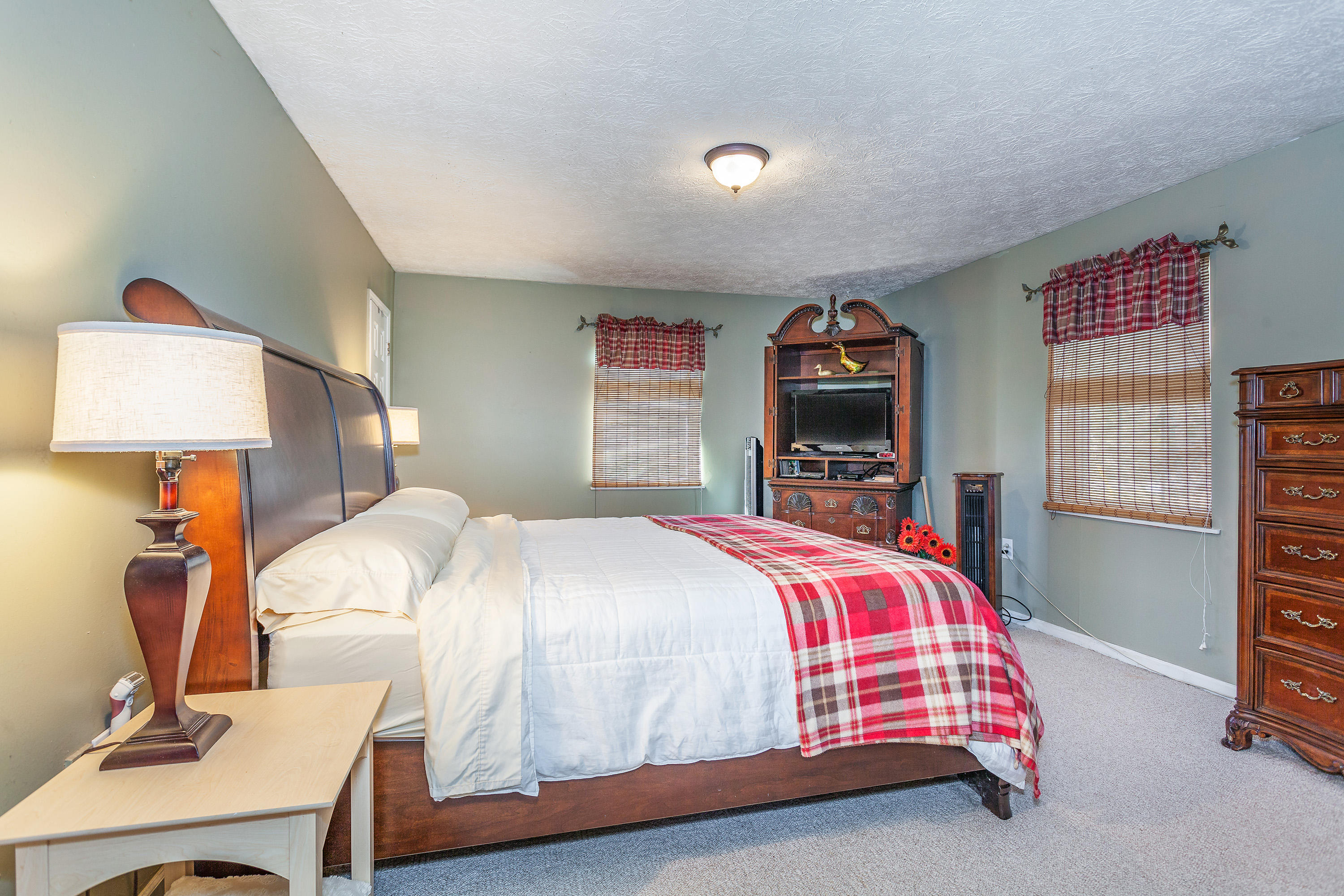 4061 Houston Valley Road Ringgold, GA 30736 - Photo 10 of 18 Master Bedroom
